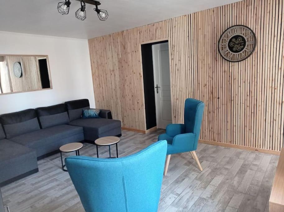 Maison De Campagne Avec Cour Sées Zewnętrze zdjęcie